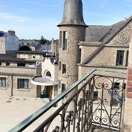 La Belle Consigne - Appartements Dinan Centre Gare Экстерьер фото