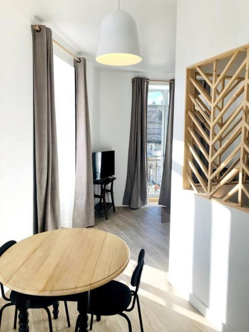 La Belle Consigne - Appartements Dinan Centre Gare Экстерьер фото